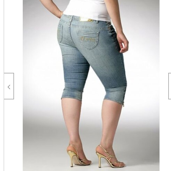 NEW Dereon Y2K Beyonce Denim Crop Zipper LOGO Capri Jeans 5/6 - Picture 4 of 17